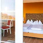 Winzerhotel Am Gut Moser 4* Leutschach