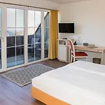 Winzerhotel Am Gut Moser Hotel 4*