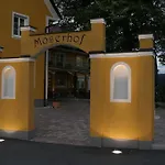 Winzerhotel Am Gut Moser Hotel 4*