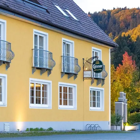 فندق Winzerhotel Am Gut Moser 4*