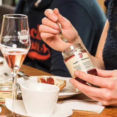 Hotel Winzerhotel Am Gut Moser Leutschach