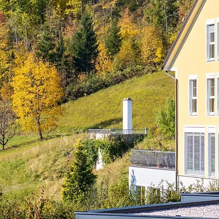 فندق Winzerhotel Am Gut Moser