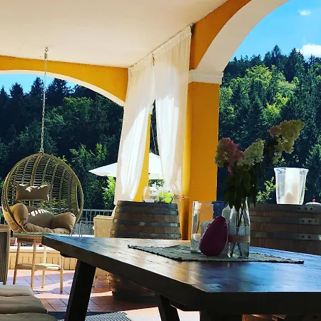 Szálloda Winzerhotel Am Gut Moser 4*