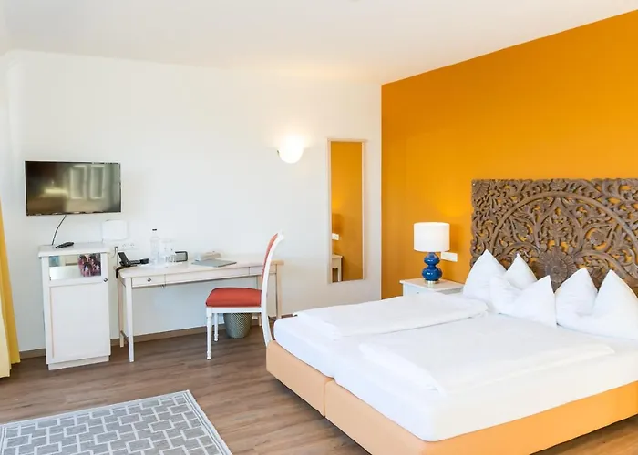 فندق Winzerhotel Am Gut Moser ليوتسشاخ