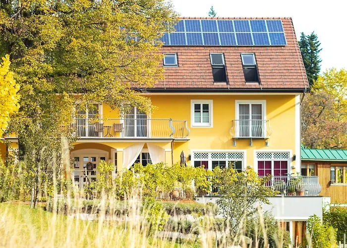 فندق Winzerhotel Am Gut Moser