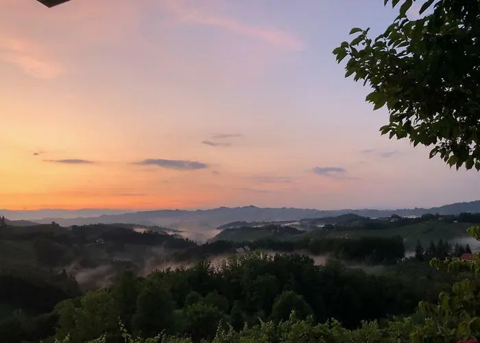 Winzerhotel Am Gut Moser ليوتسشاخ